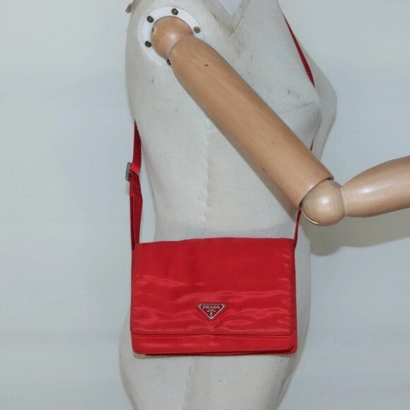 PRADA Shoulder Bag Nylon Red Auth 137444 - Picture 3 of 16